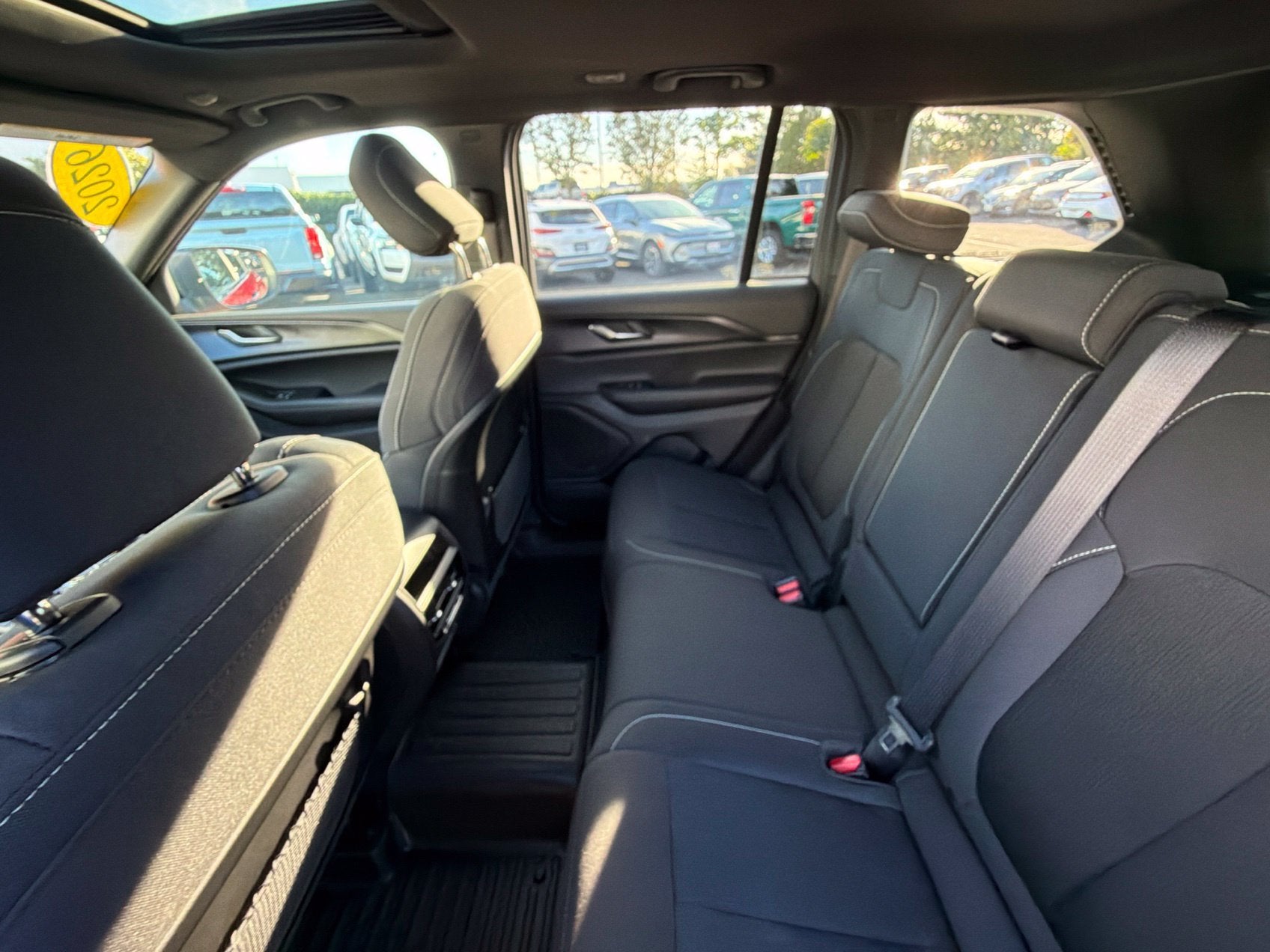 2026 Jeep Grand Cherokee Laredo X 4x4