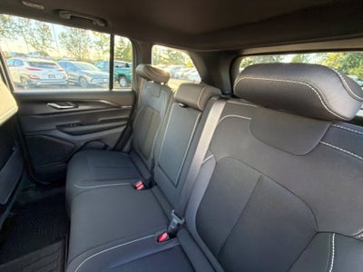 2026 Jeep Grand Cherokee Laredo X 4x4