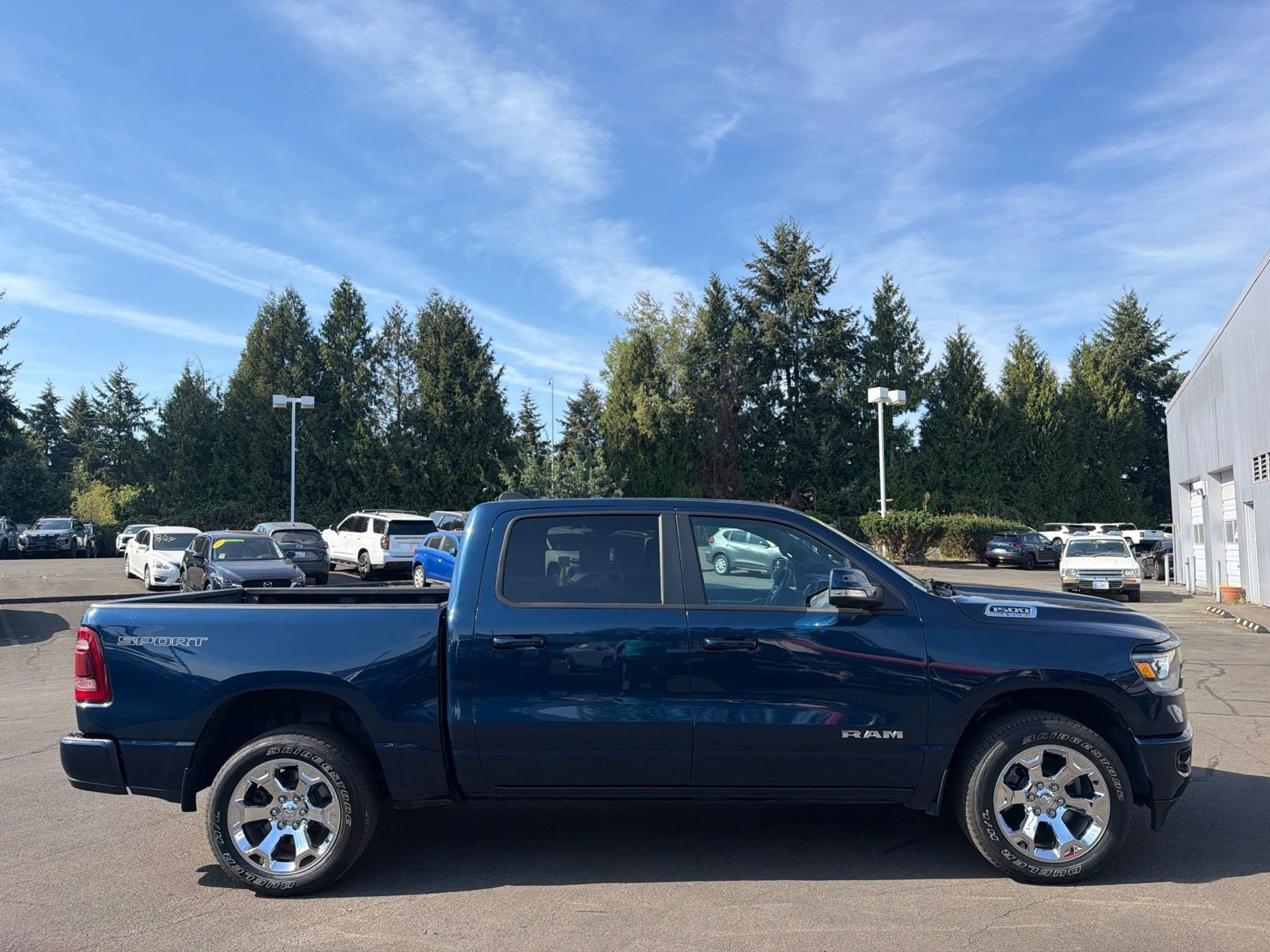 2022 RAM 1500 Big Horn Crew Cab 4x4 5'7" Box