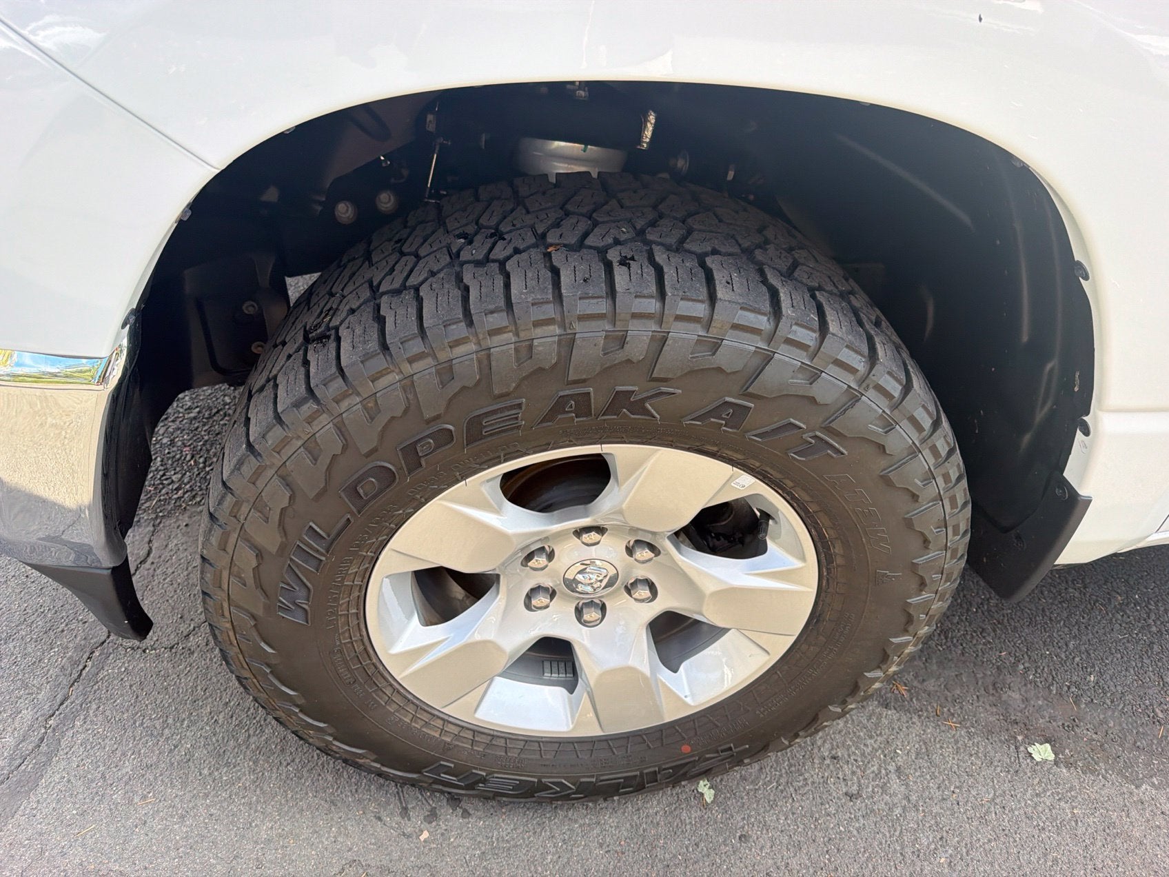 2022 RAM 1500 Big Horn Crew Cab 4x4 6'4" Box