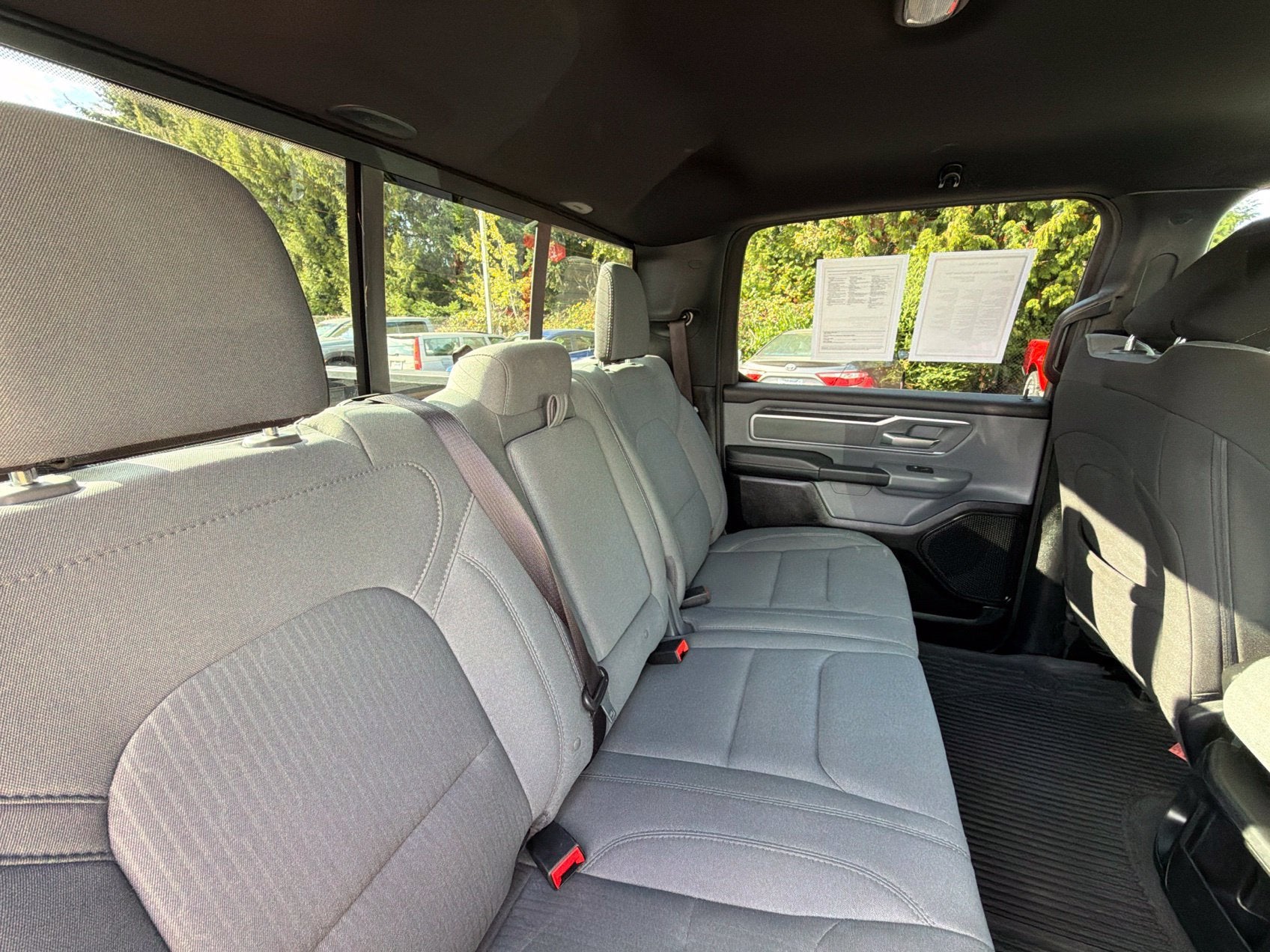 2022 RAM 1500 Big Horn Crew Cab 4x4 6'4" Box