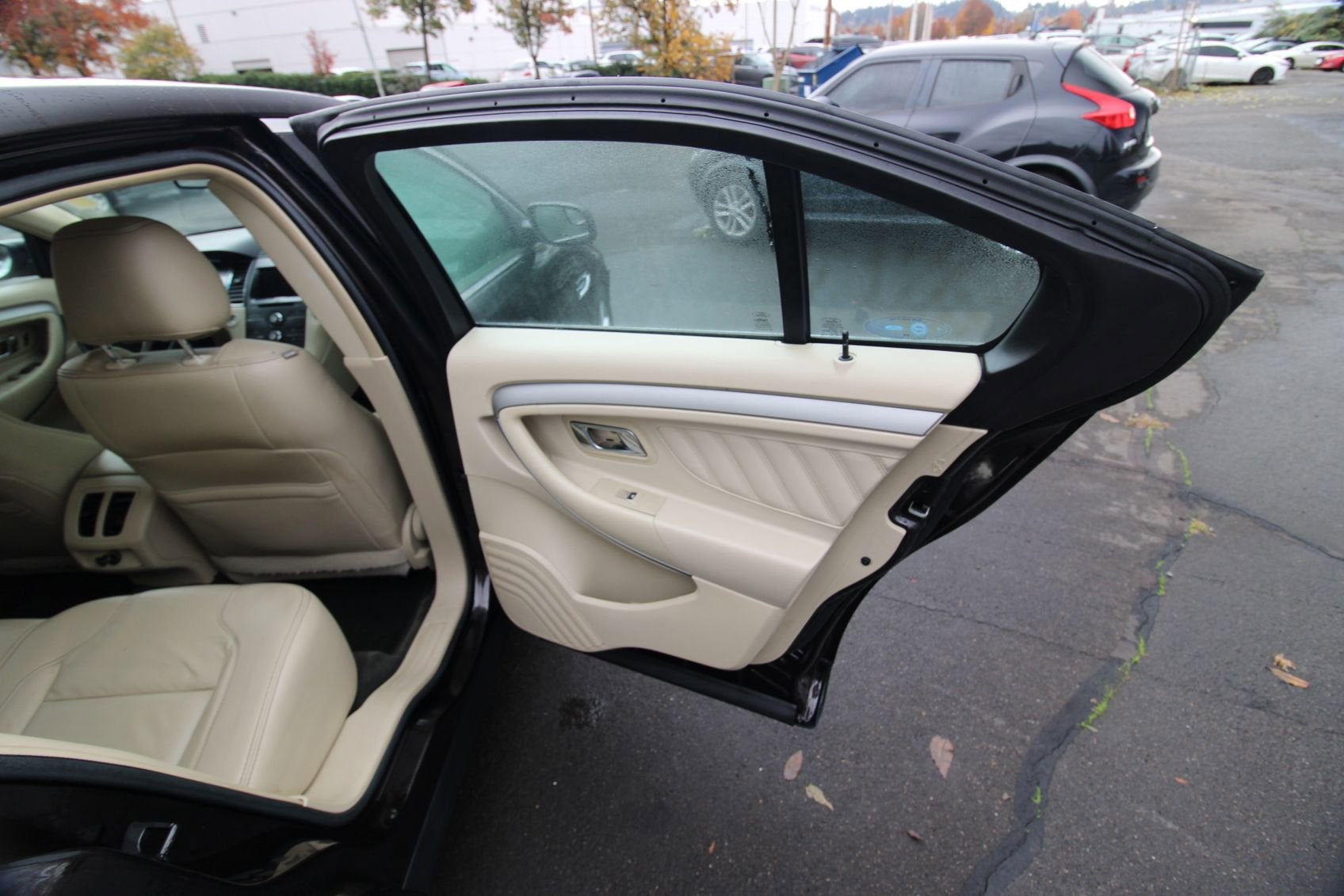 2013 Ford Taurus SEL
