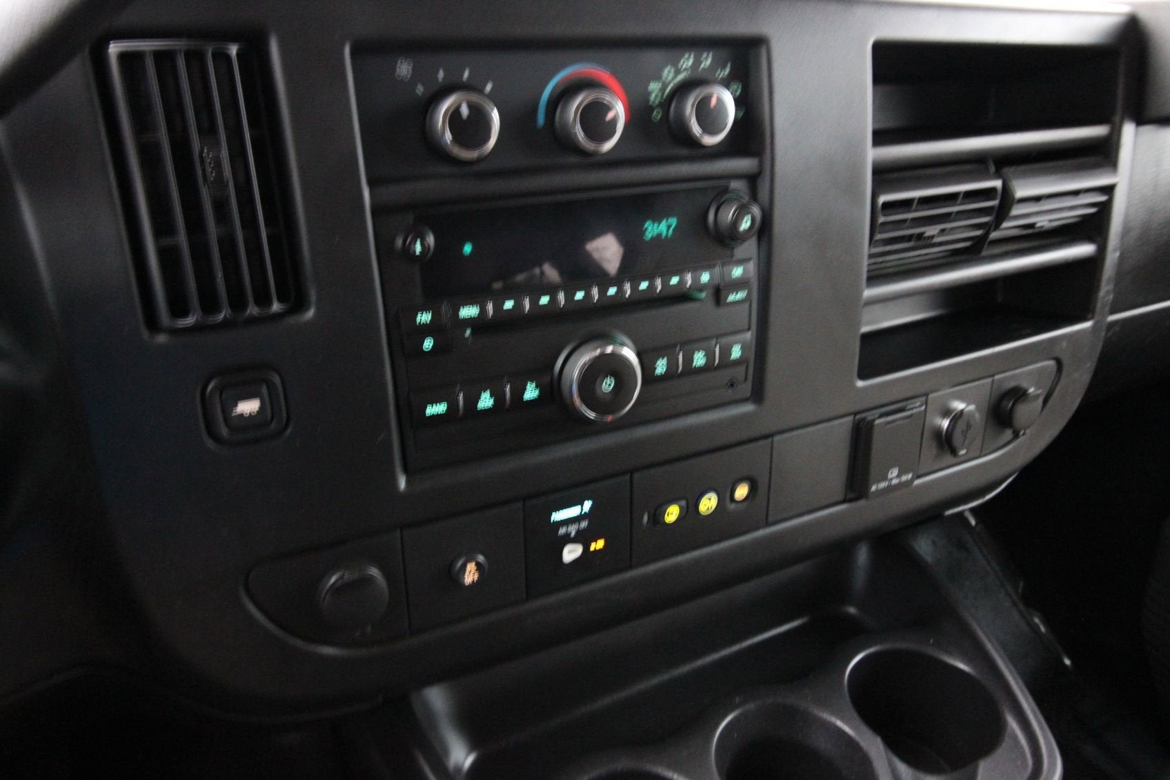 2016 Chevrolet Express Passenger 3500 LT