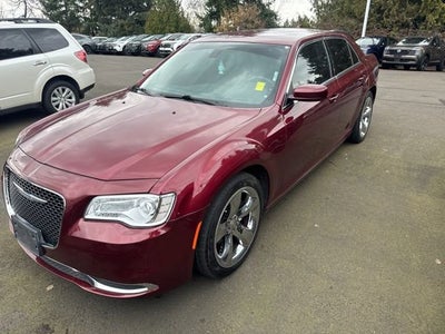 2018 Chrysler 300 Touring L