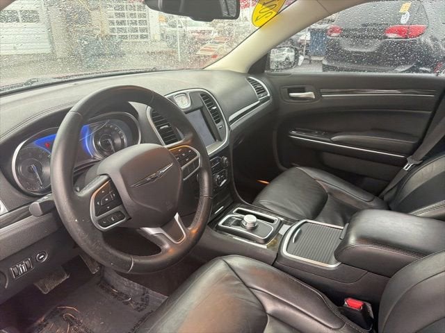 2018 Chrysler 300 Touring L