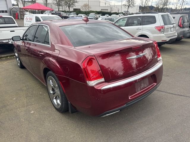 2018 Chrysler 300 Touring L