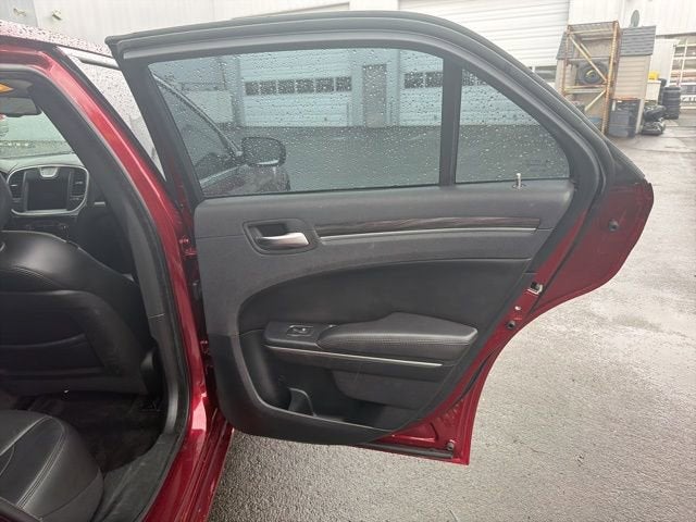 2018 Chrysler 300 Touring L