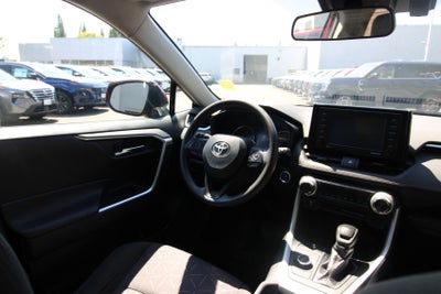 2020 Toyota RAV4 Hybrid XLE