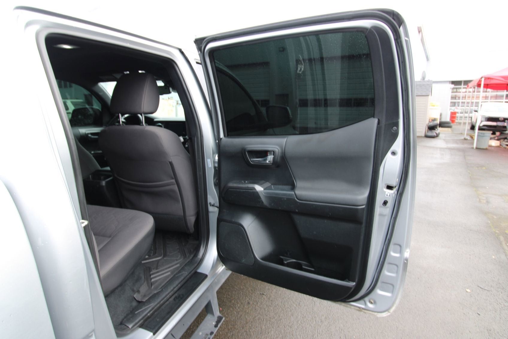 2018 Toyota Tacoma SR