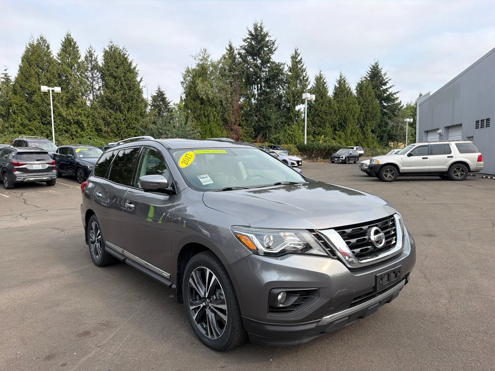 2017 Nissan Pathfinder Platinum
