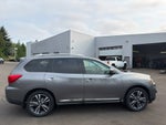 2017 Nissan Pathfinder Platinum