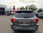 2017 Nissan Pathfinder Platinum