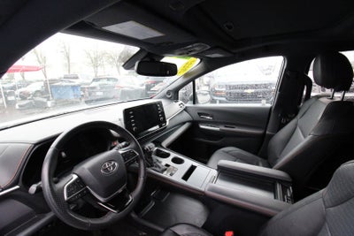 2022 Toyota Sienna XSE