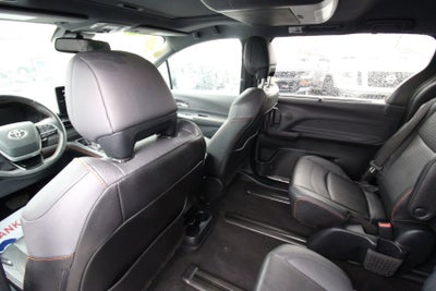 2022 Toyota Sienna XSE