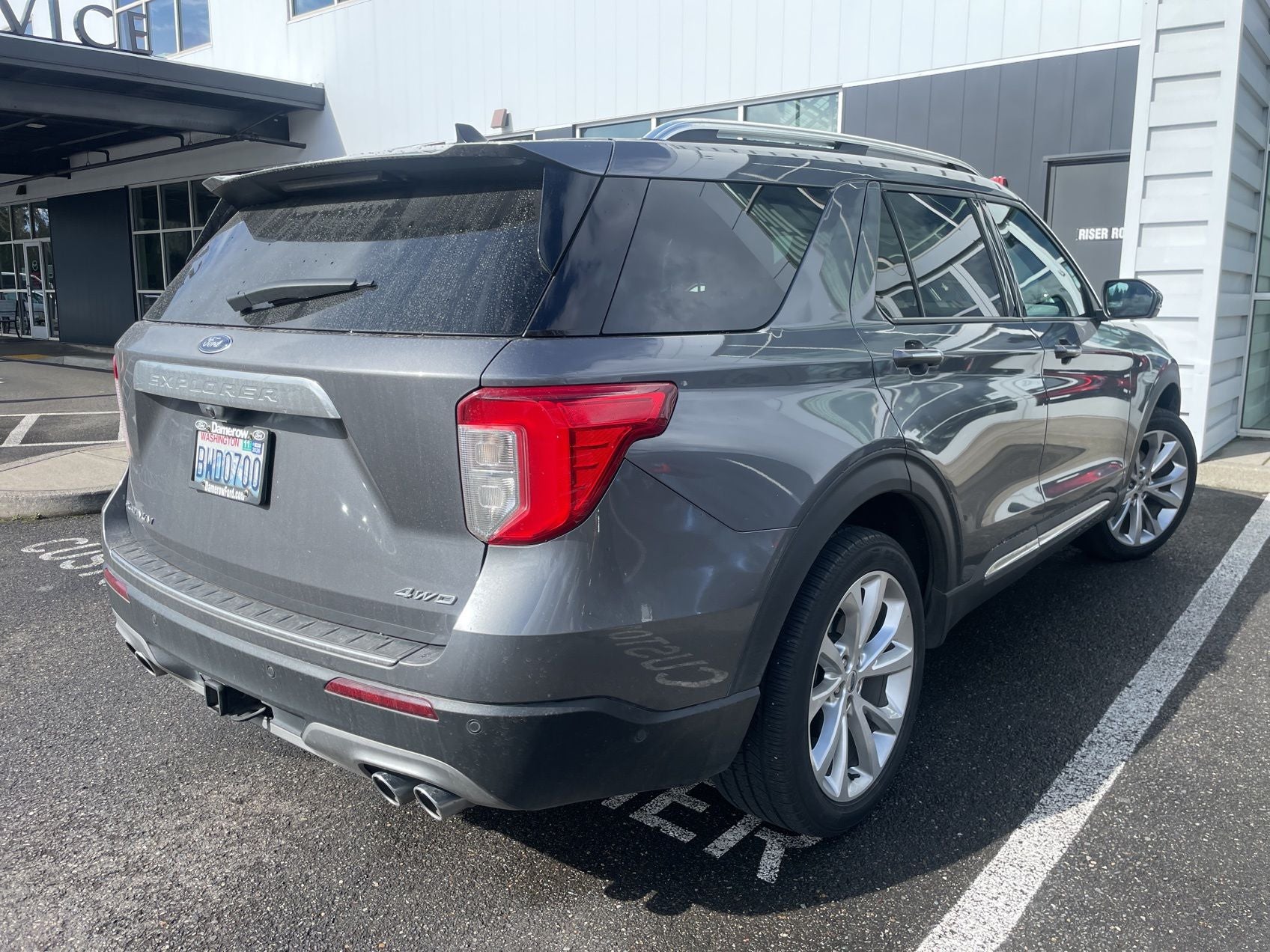 2021 Ford Explorer Platinum