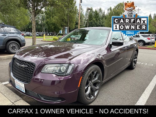 2021 Chrysler 300 Touring