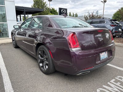2021 Chrysler 300 Touring