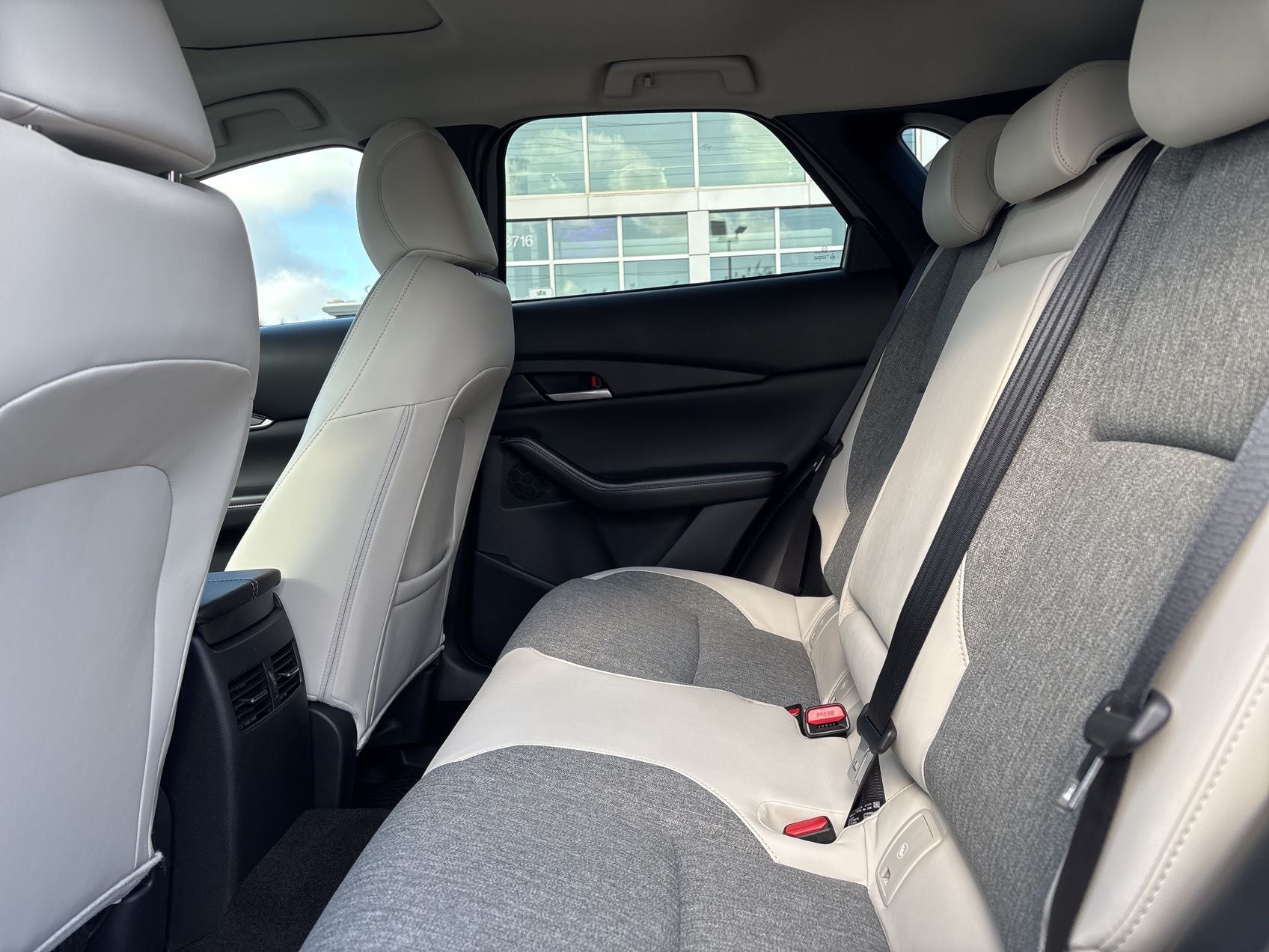 2026 Mazda Mazda CX-30 2.5 S Aire Edition