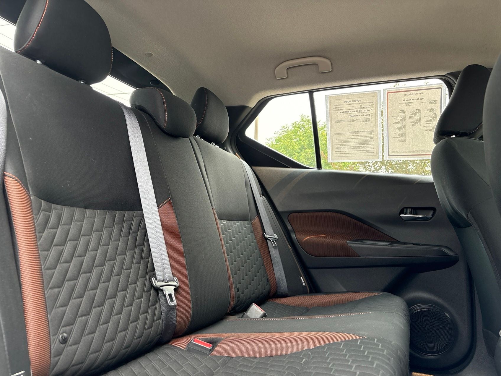 2021 Nissan Kicks SR