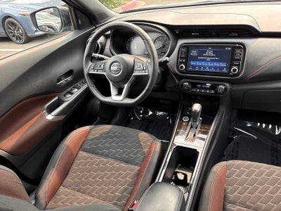 2021 Nissan Kicks SR