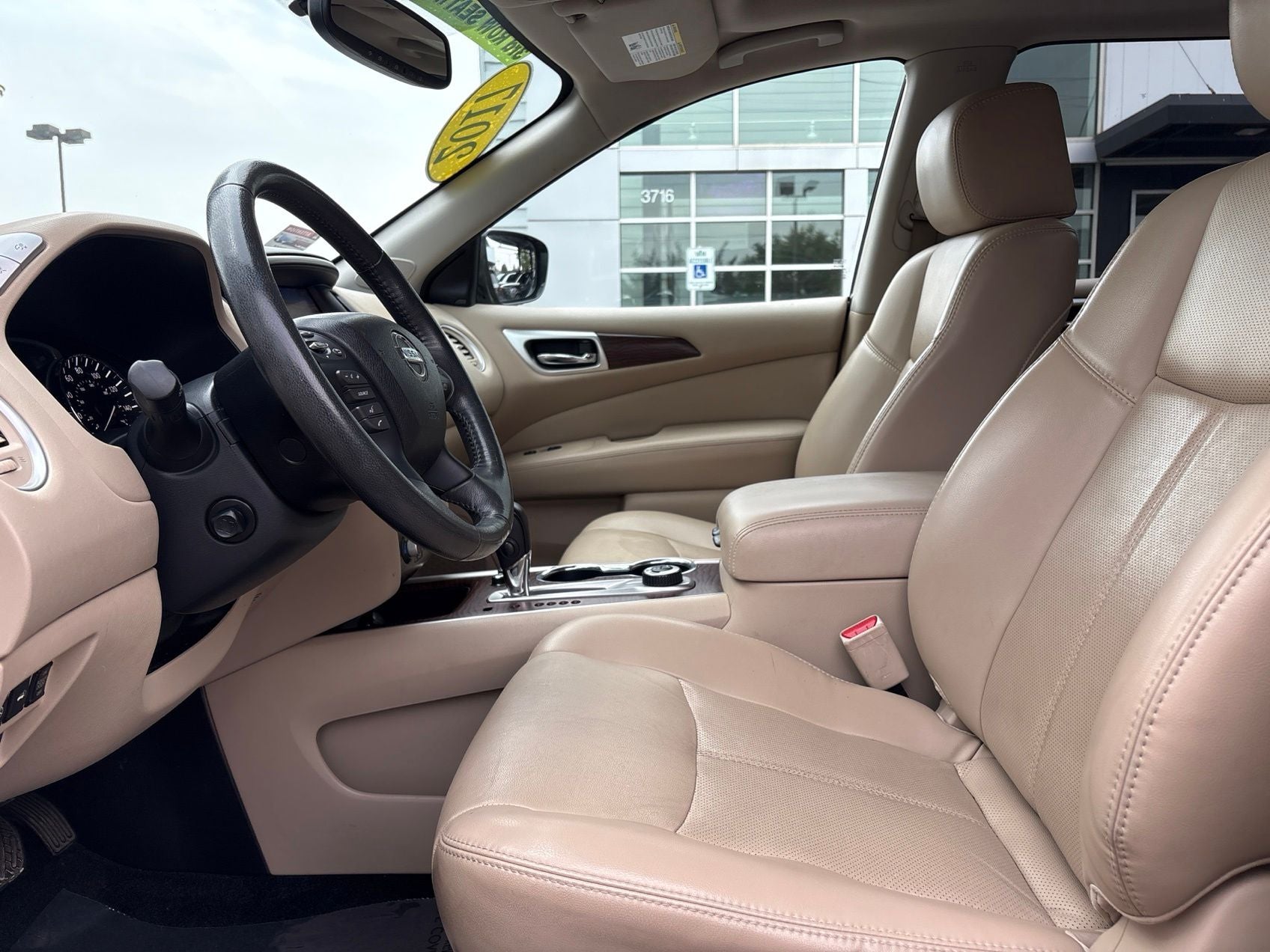 2017 Nissan Pathfinder Platinum