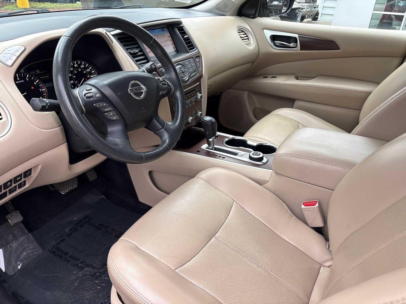 2017 Nissan Pathfinder Platinum