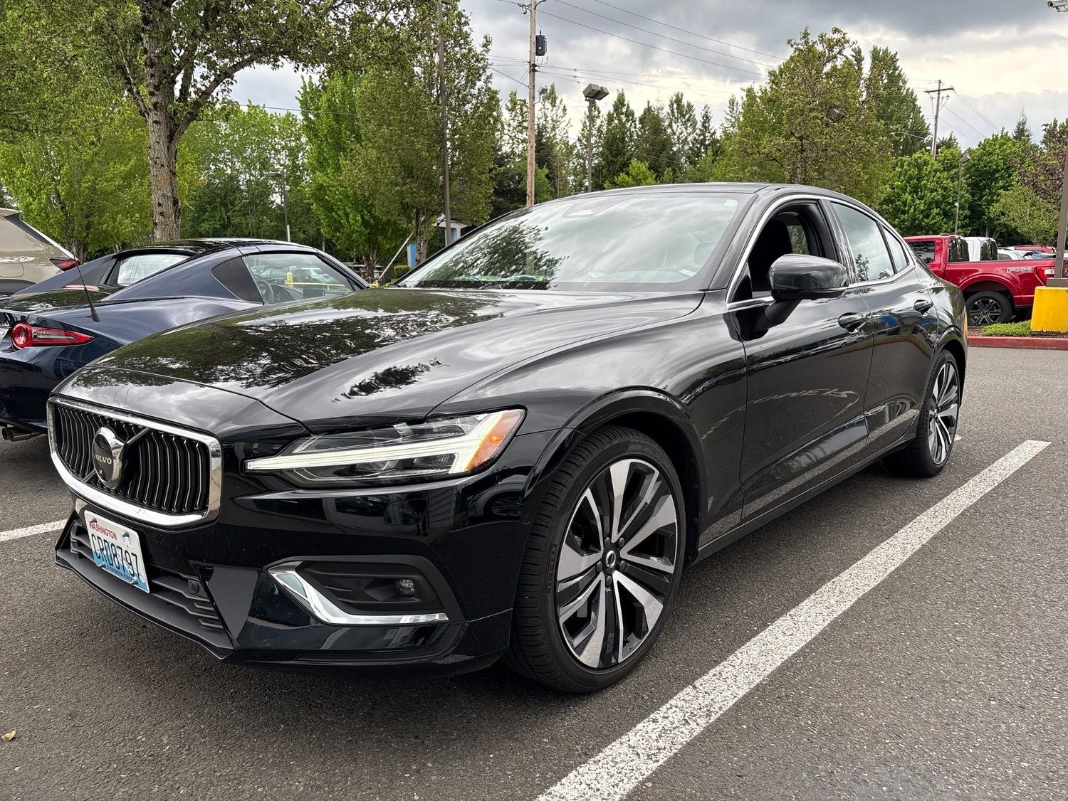 2023 Volvo S60 Ultimate