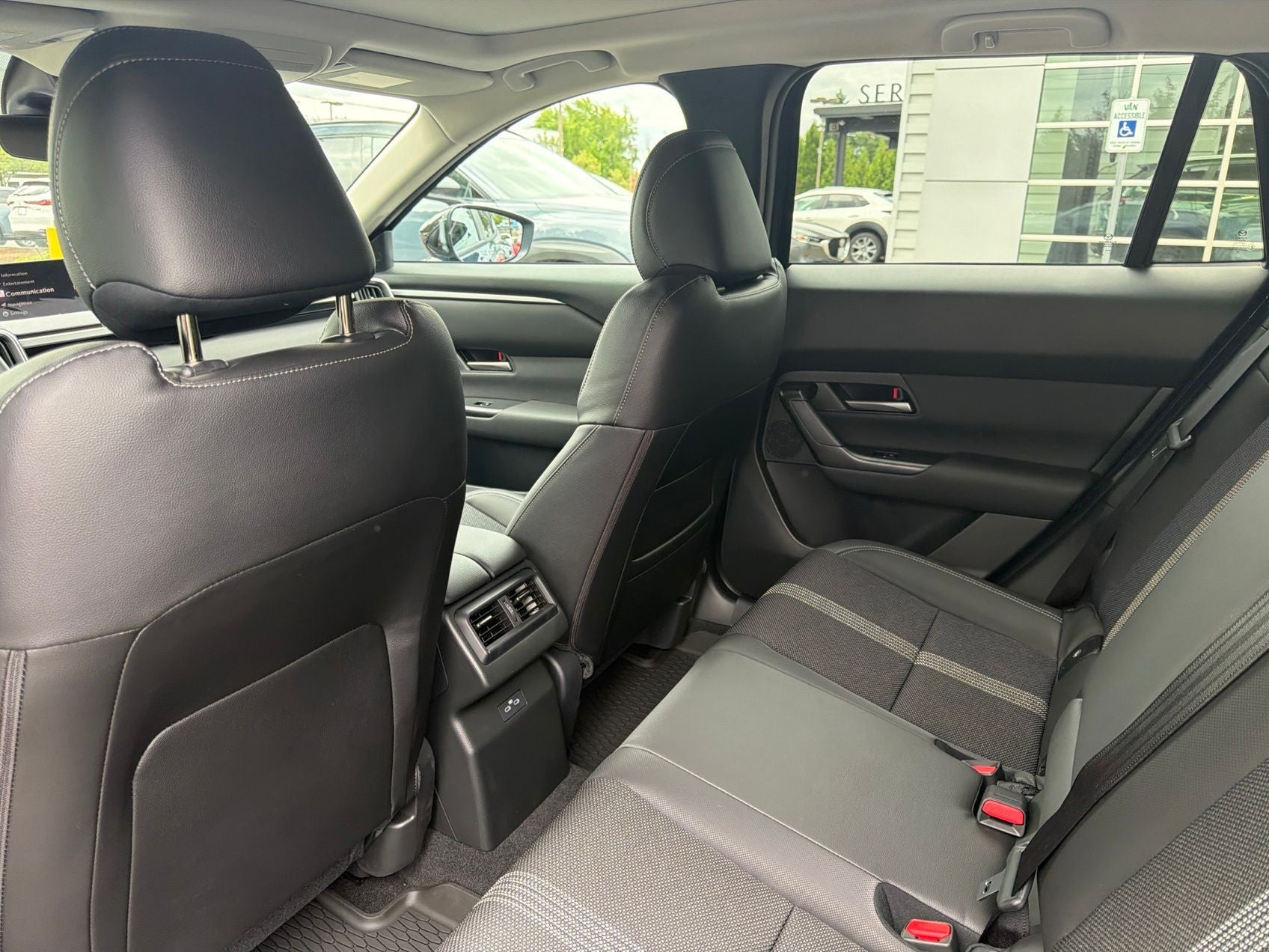 2026 Mazda Mazda CX-50 Hybrid Preferred AWD
