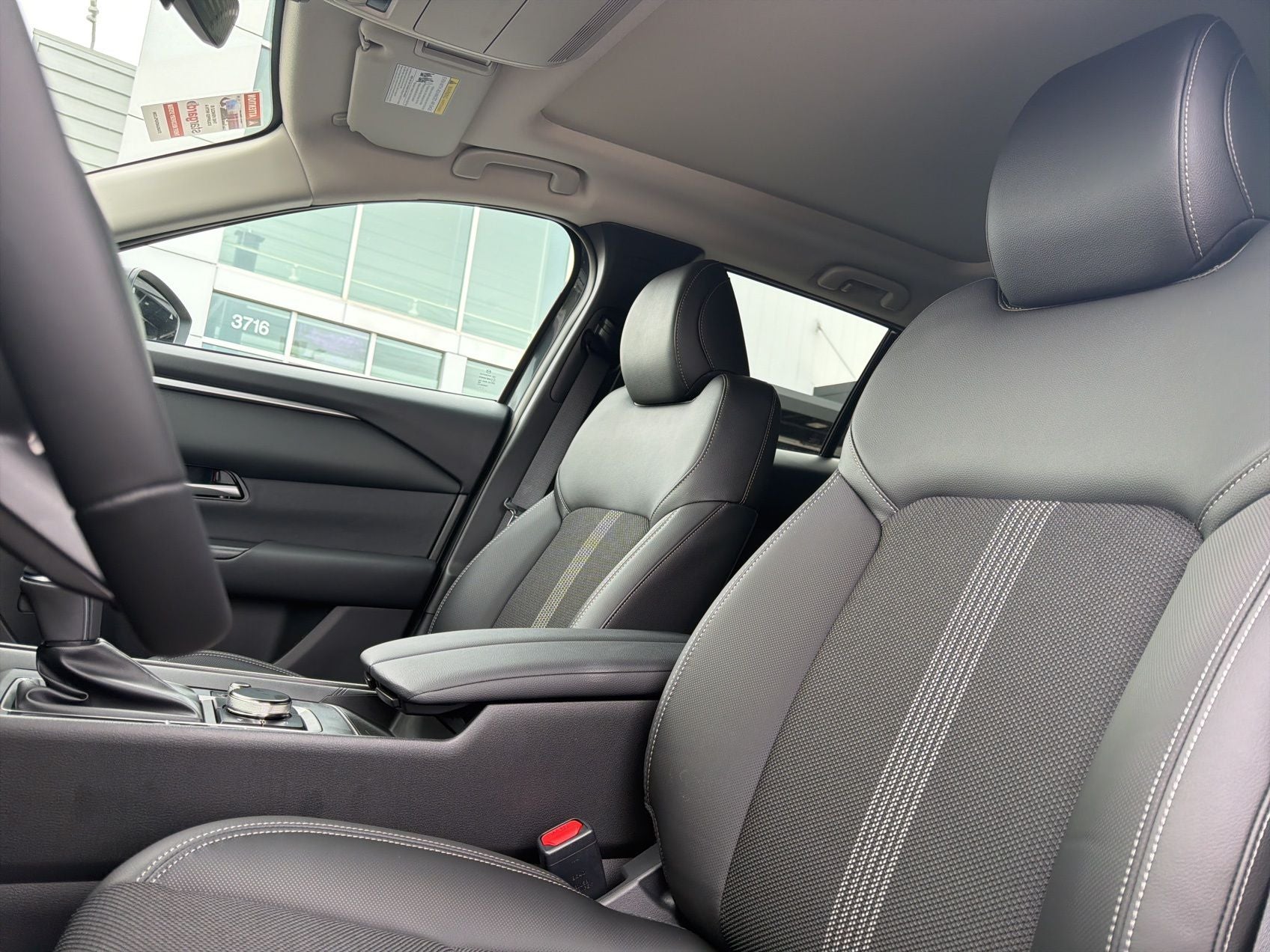 2026 Mazda Mazda CX-50 HEV 2.5 Hybrid Preferred