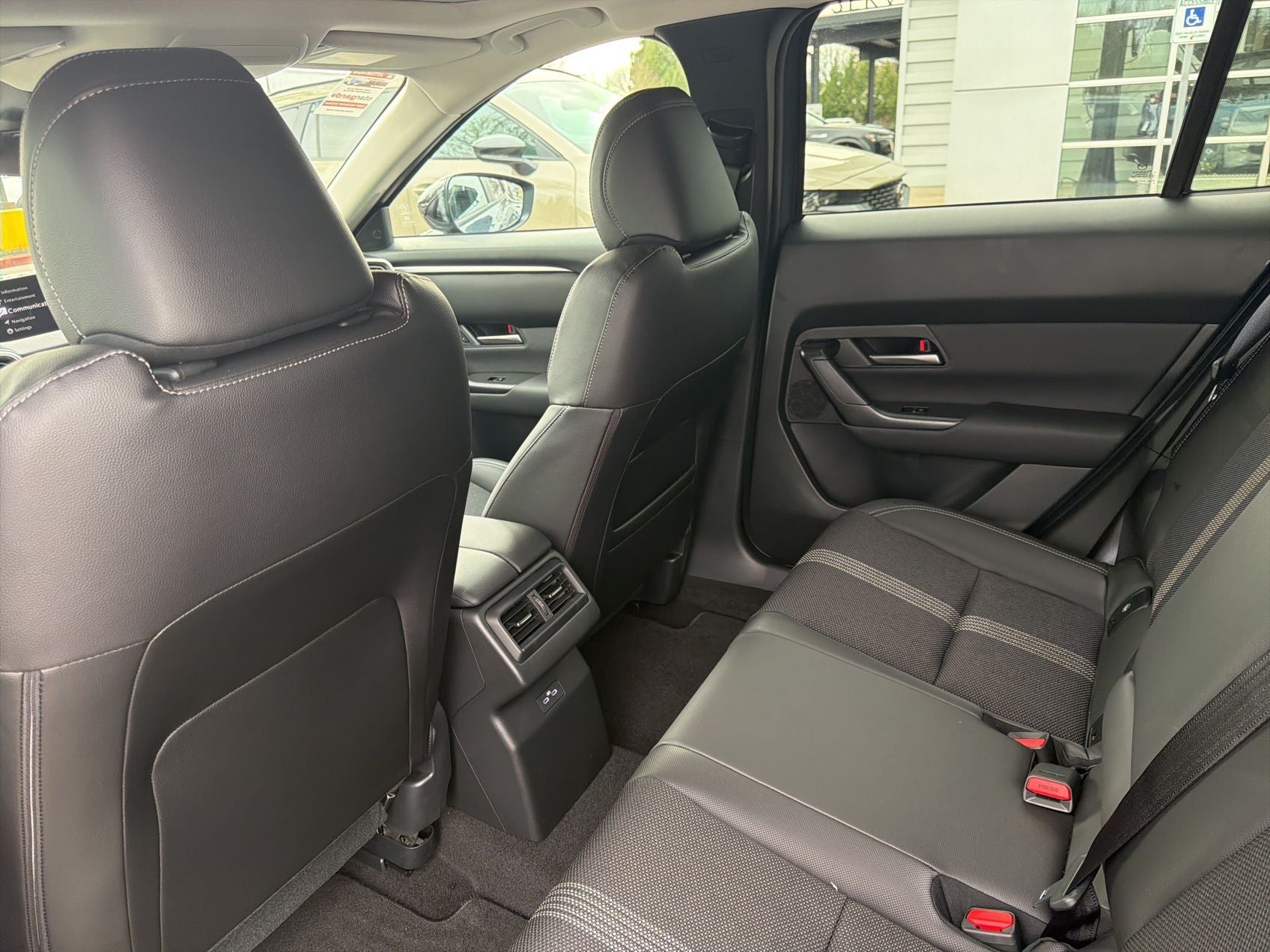 2026 Mazda Mazda CX-50 HEV 2.5 Hybrid Preferred