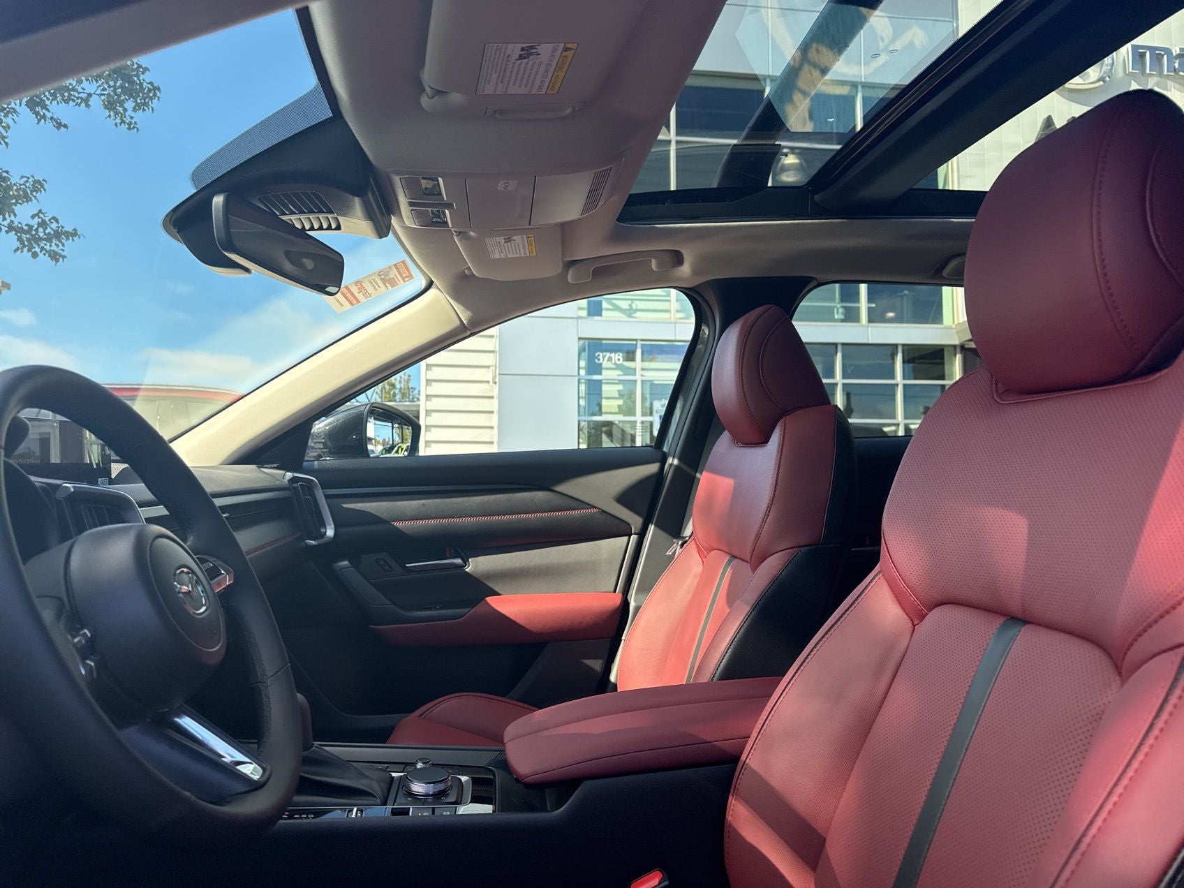 2026 Mazda Mazda CX-50 Hybrid Premium AWD