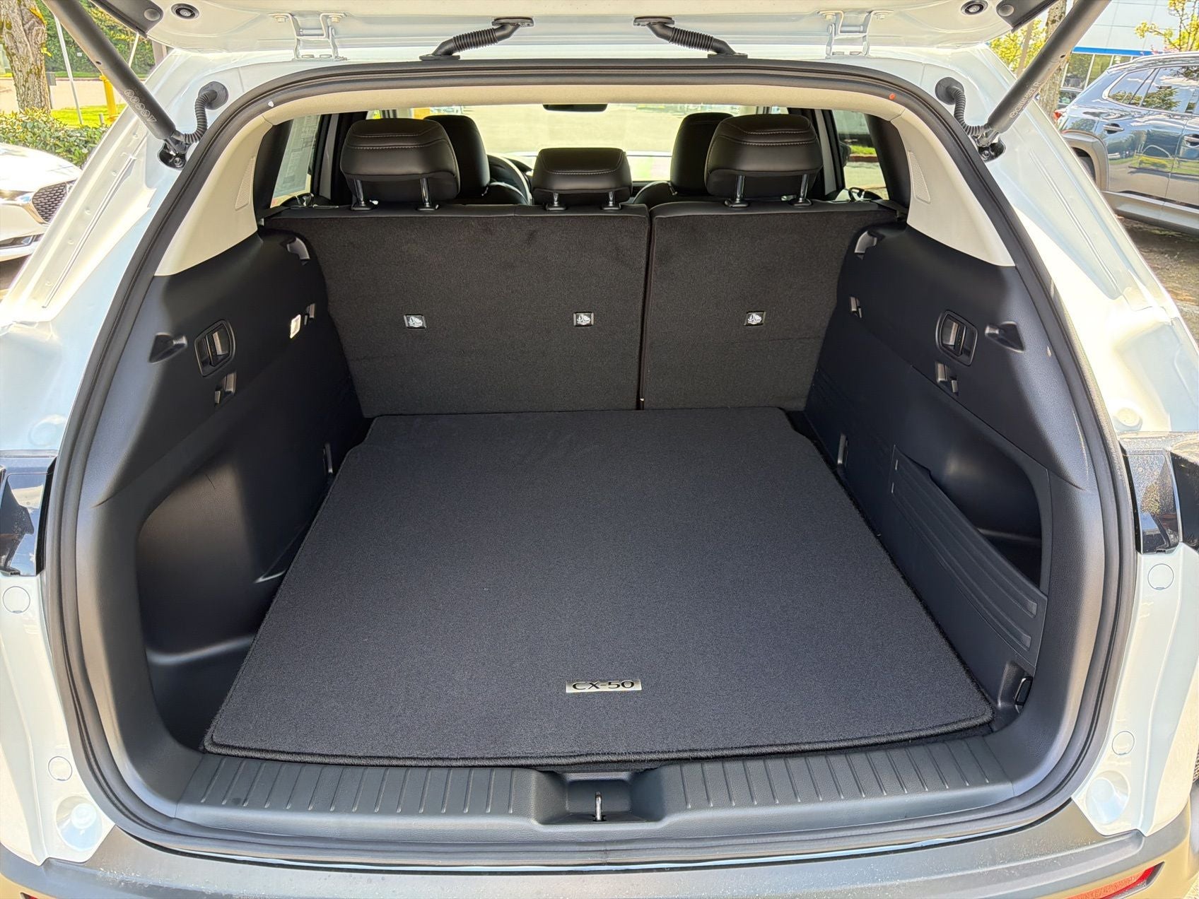2026 Mazda Mazda CX-50 Hybrid Premium AWD
