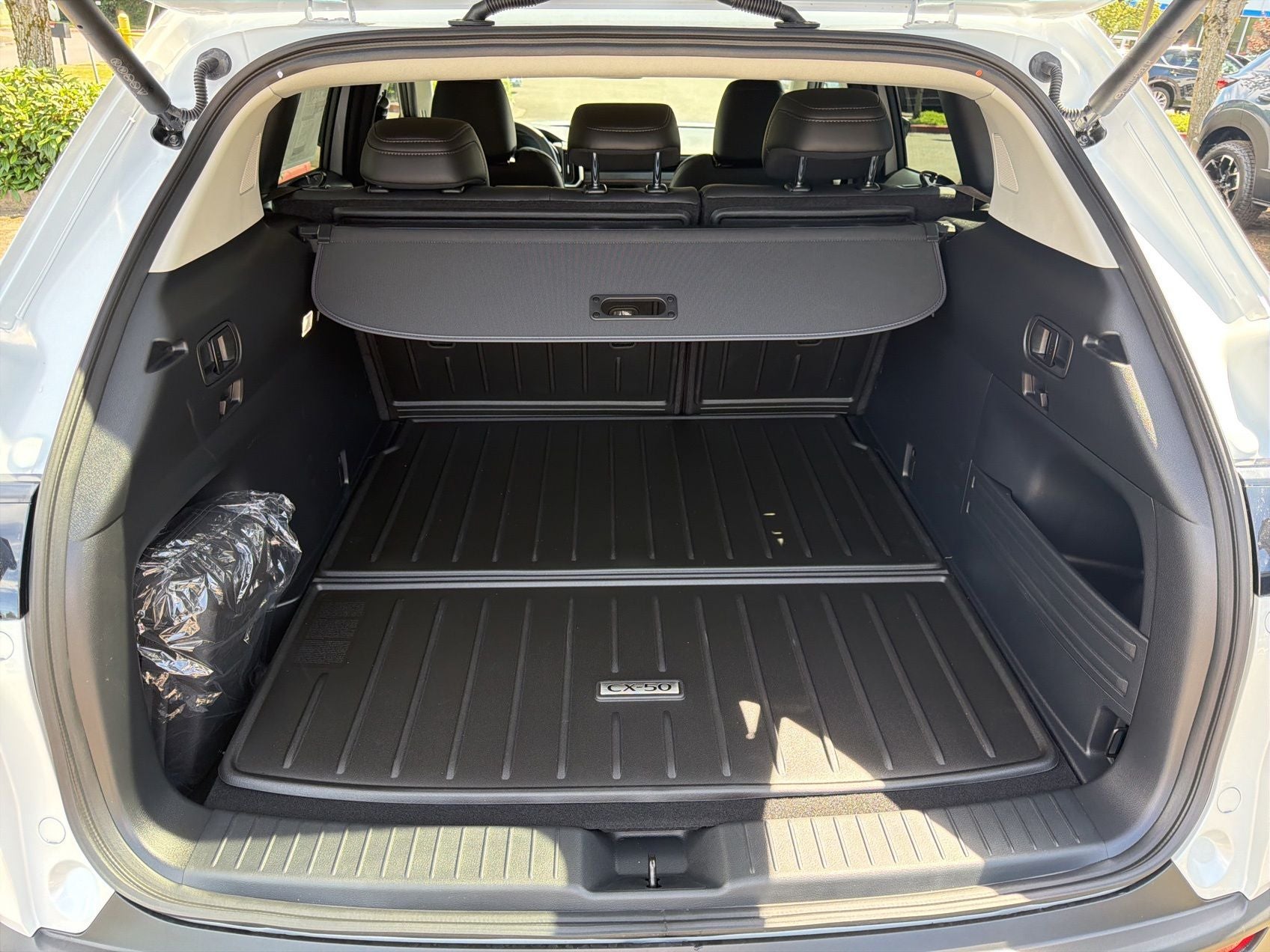 2026 Mazda Mazda CX-50 Hybrid Premium AWD