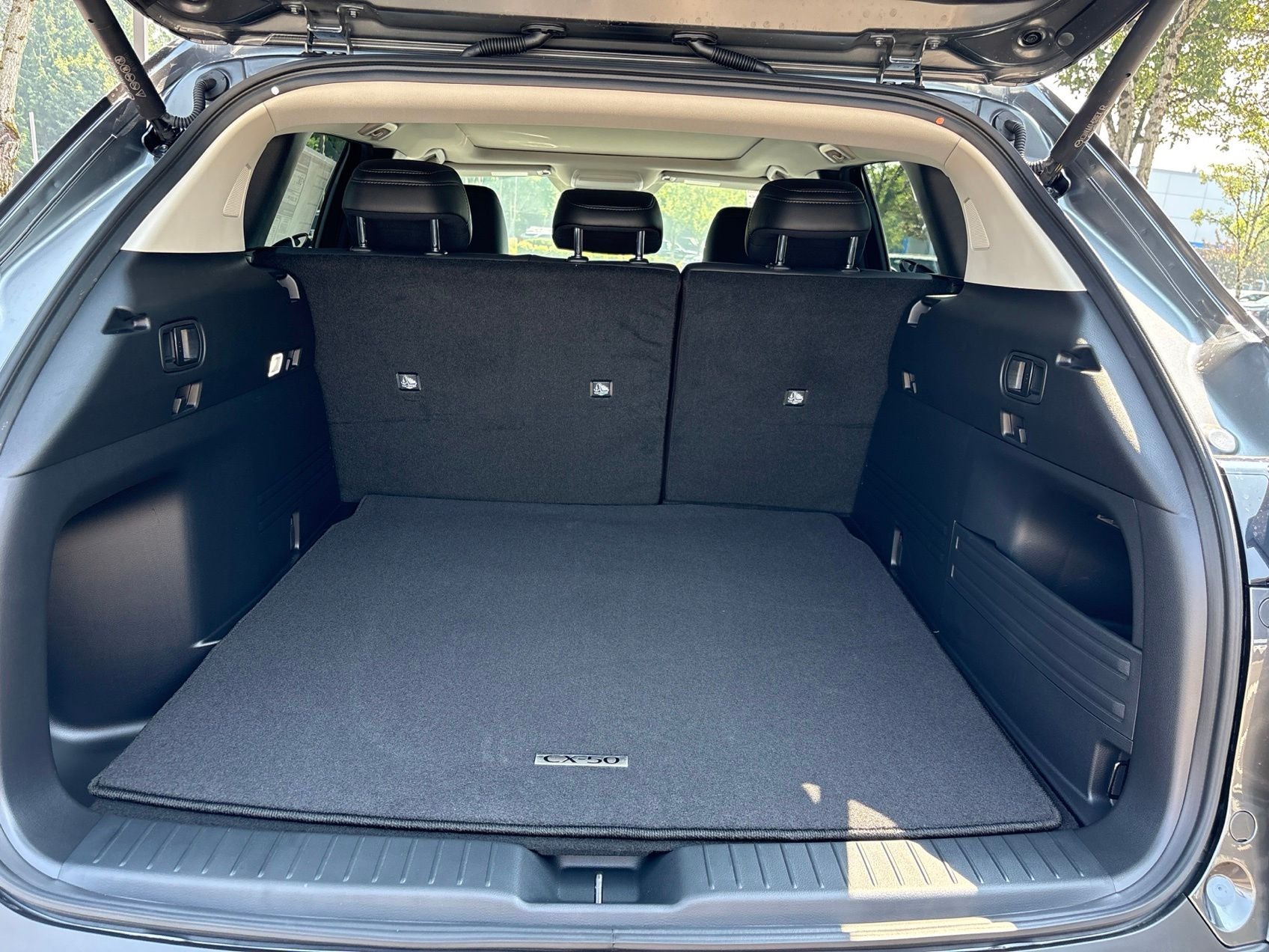 2026 Mazda Mazda CX-50 Hybrid Premium AWD