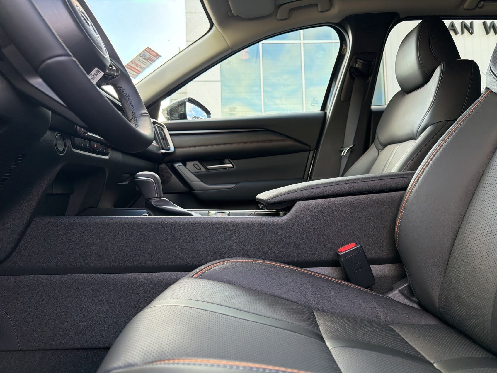 2026 Mazda CX-50 2.5 Hybrid Premium's photo
