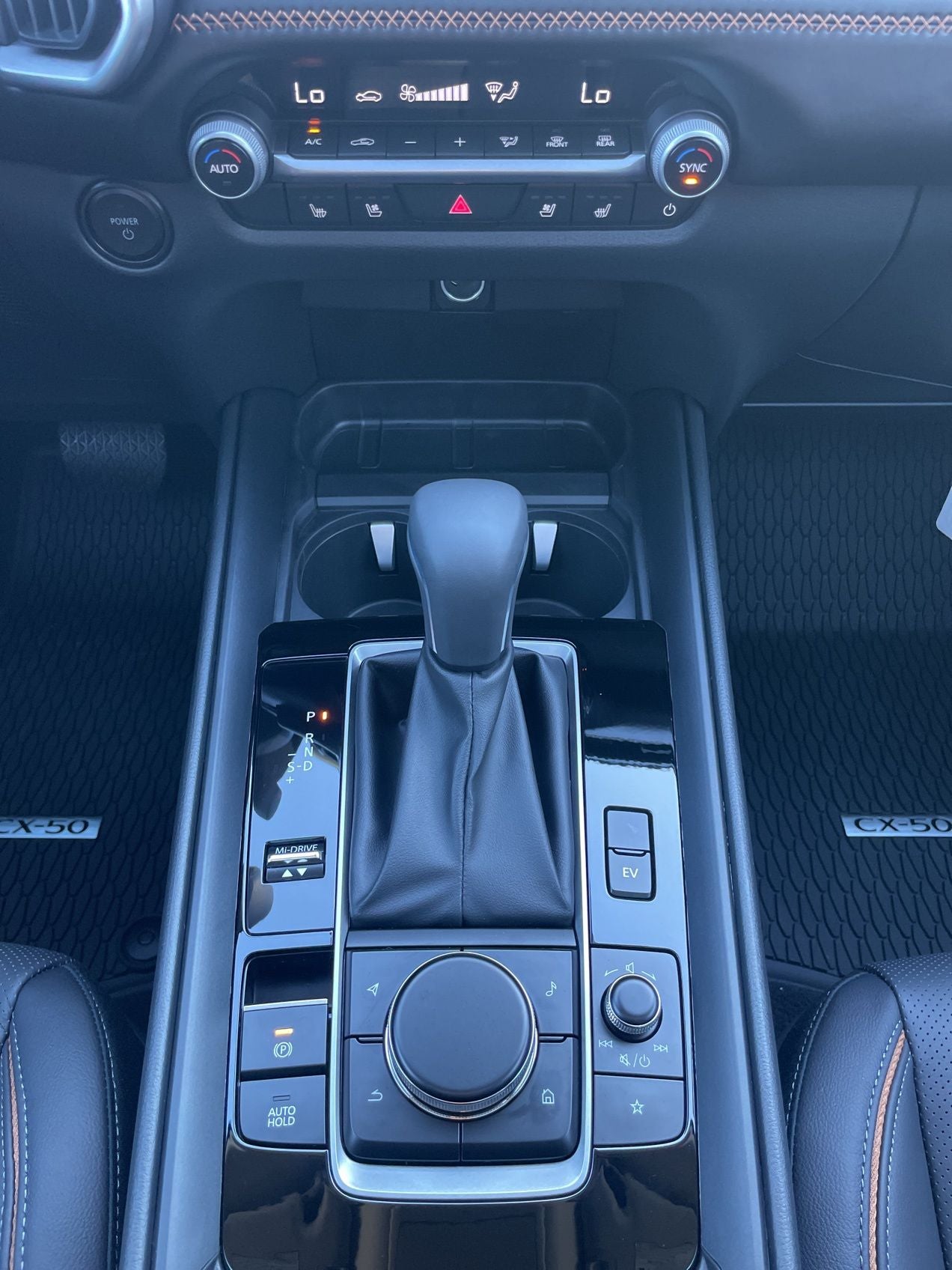 2026 Mazda Mazda CX-50 Hybrid Premium AWD