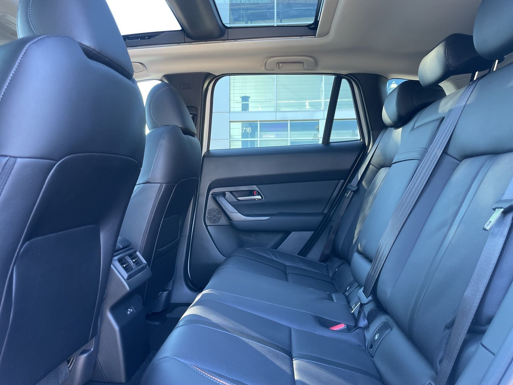 2026 Mazda Mazda CX-50 Hybrid Premium AWD