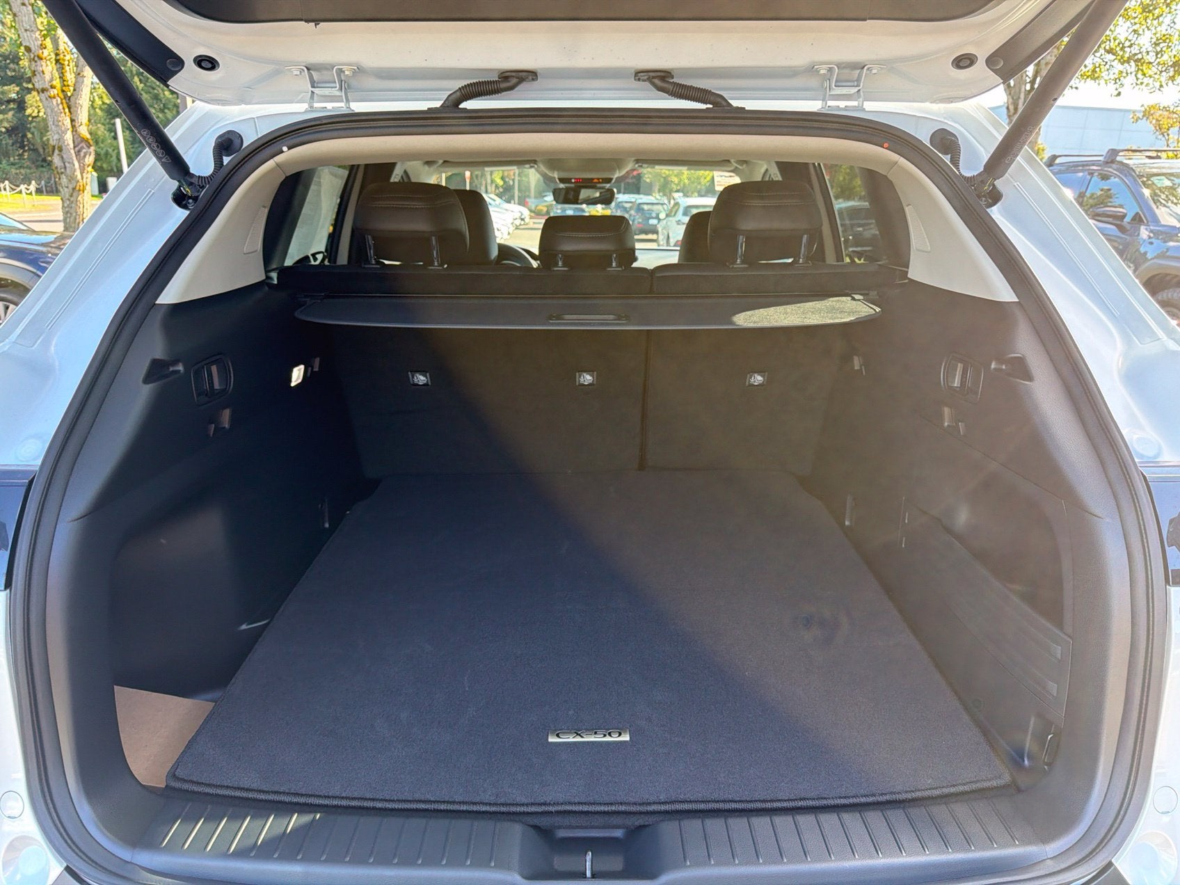 2026 Mazda Mazda CX-50 Hybrid Premium AWD