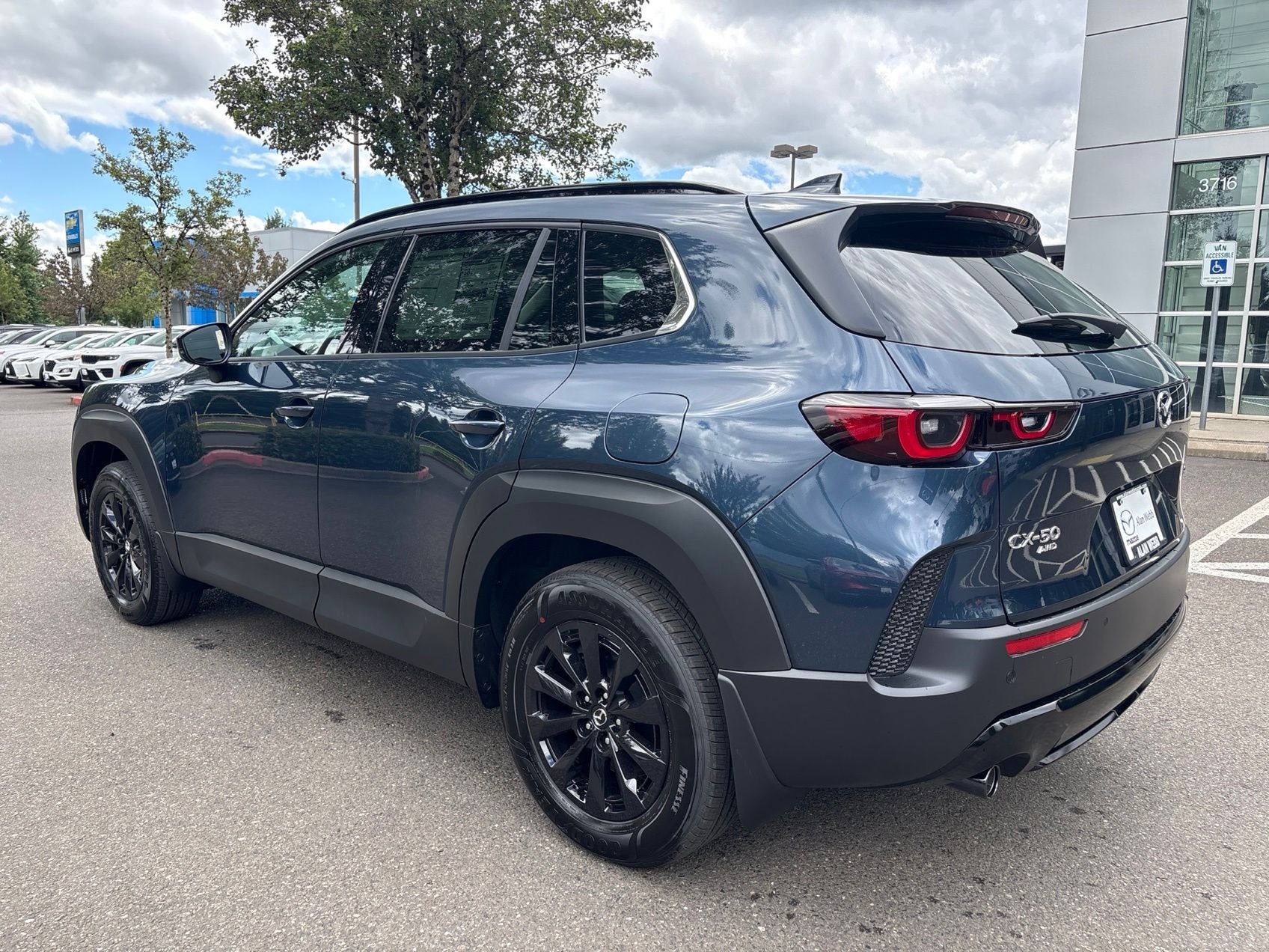 2026 Mazda Mazda CX-50 Hybrid Premium AWD