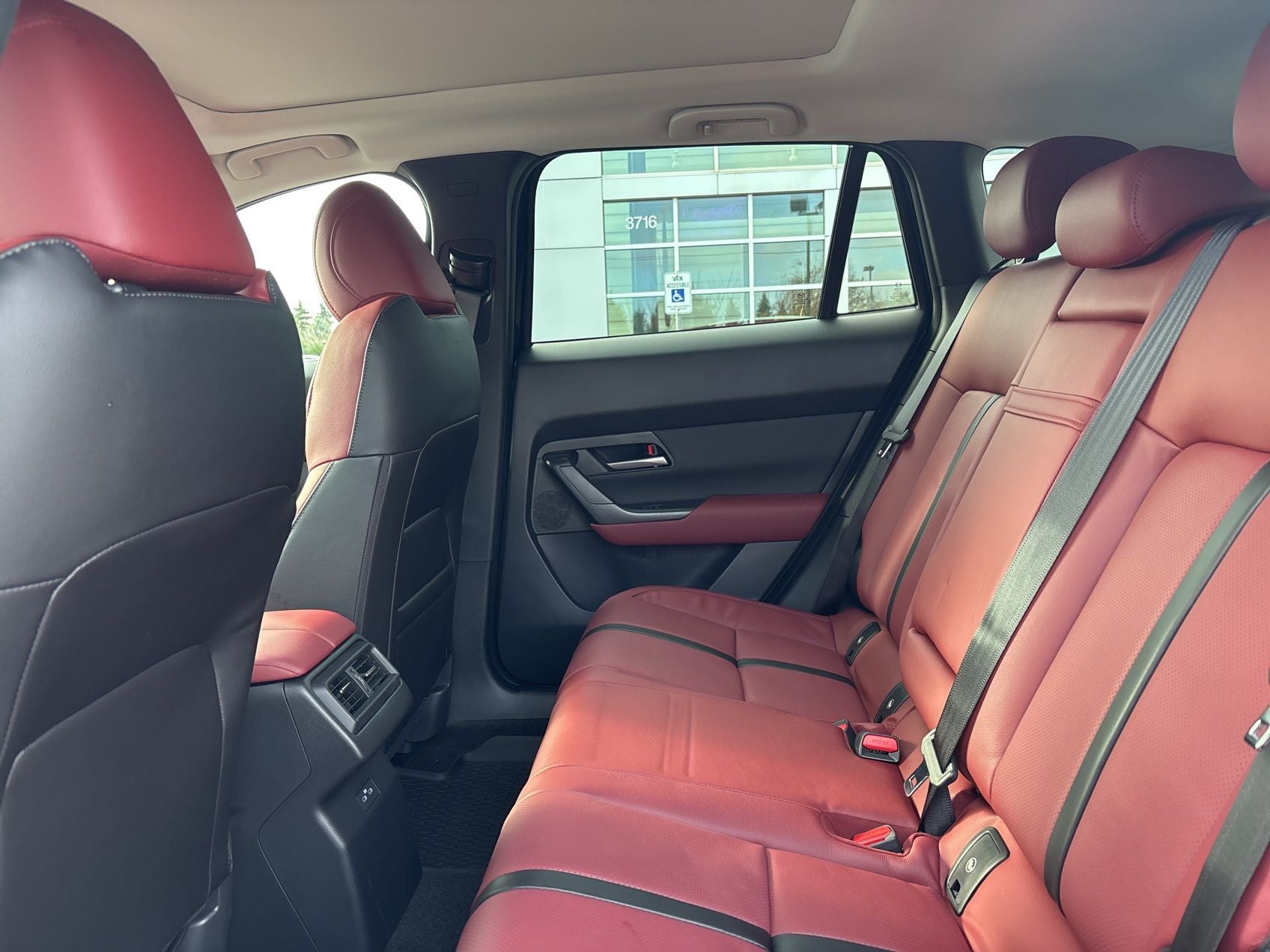 2026 Mazda Mazda CX-50 Hybrid Premium AWD