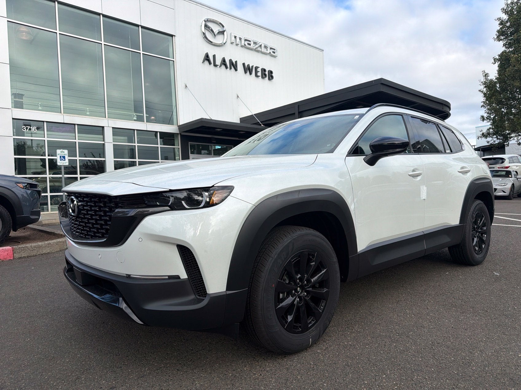 2026 Mazda Mazda CX-50 Hybrid Premium AWD