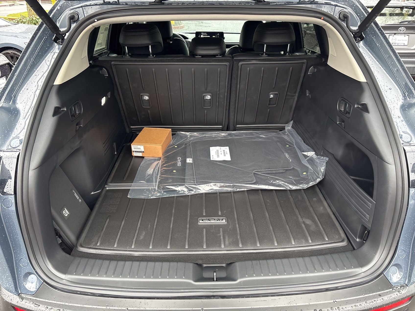 2026 Mazda Mazda CX-50 Hybrid Premium AWD