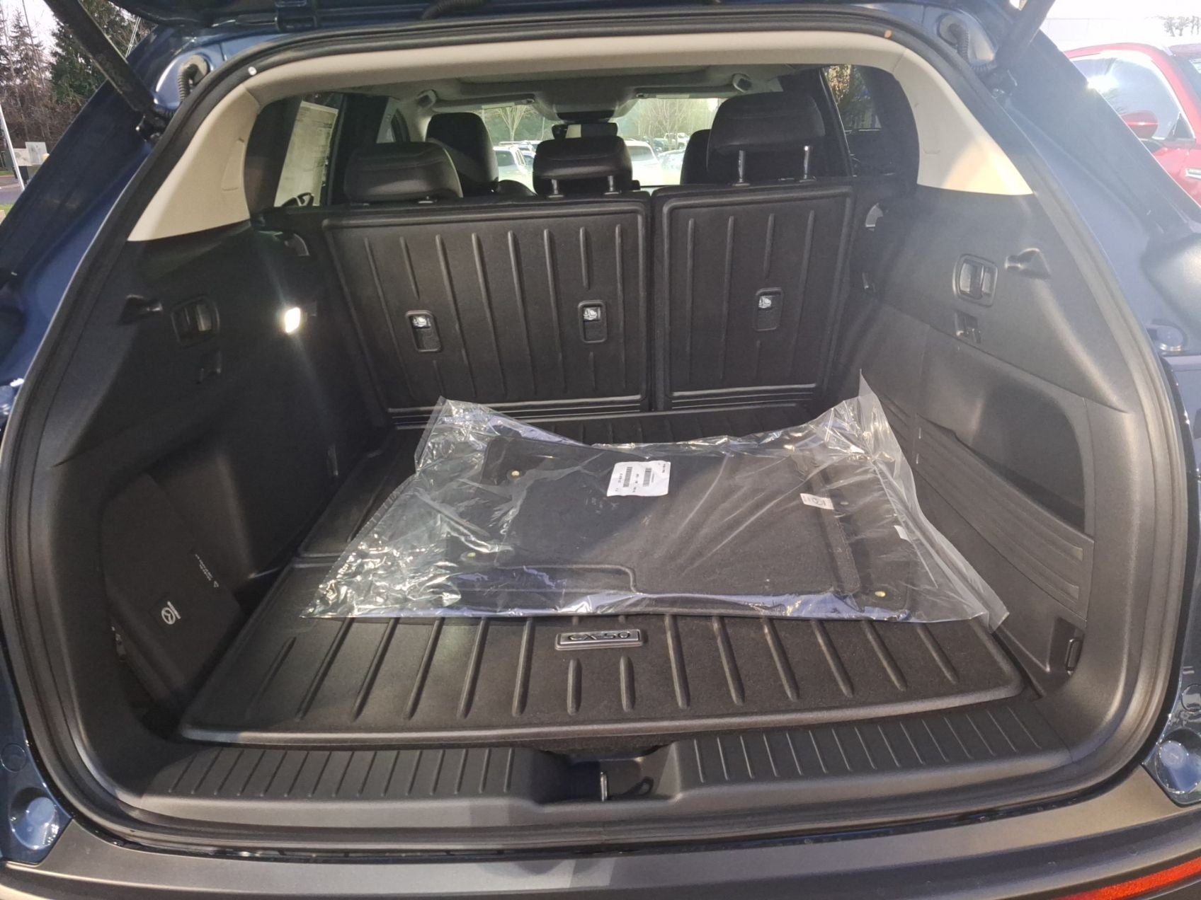 2026 Mazda Mazda CX-50 Hybrid Premium AWD