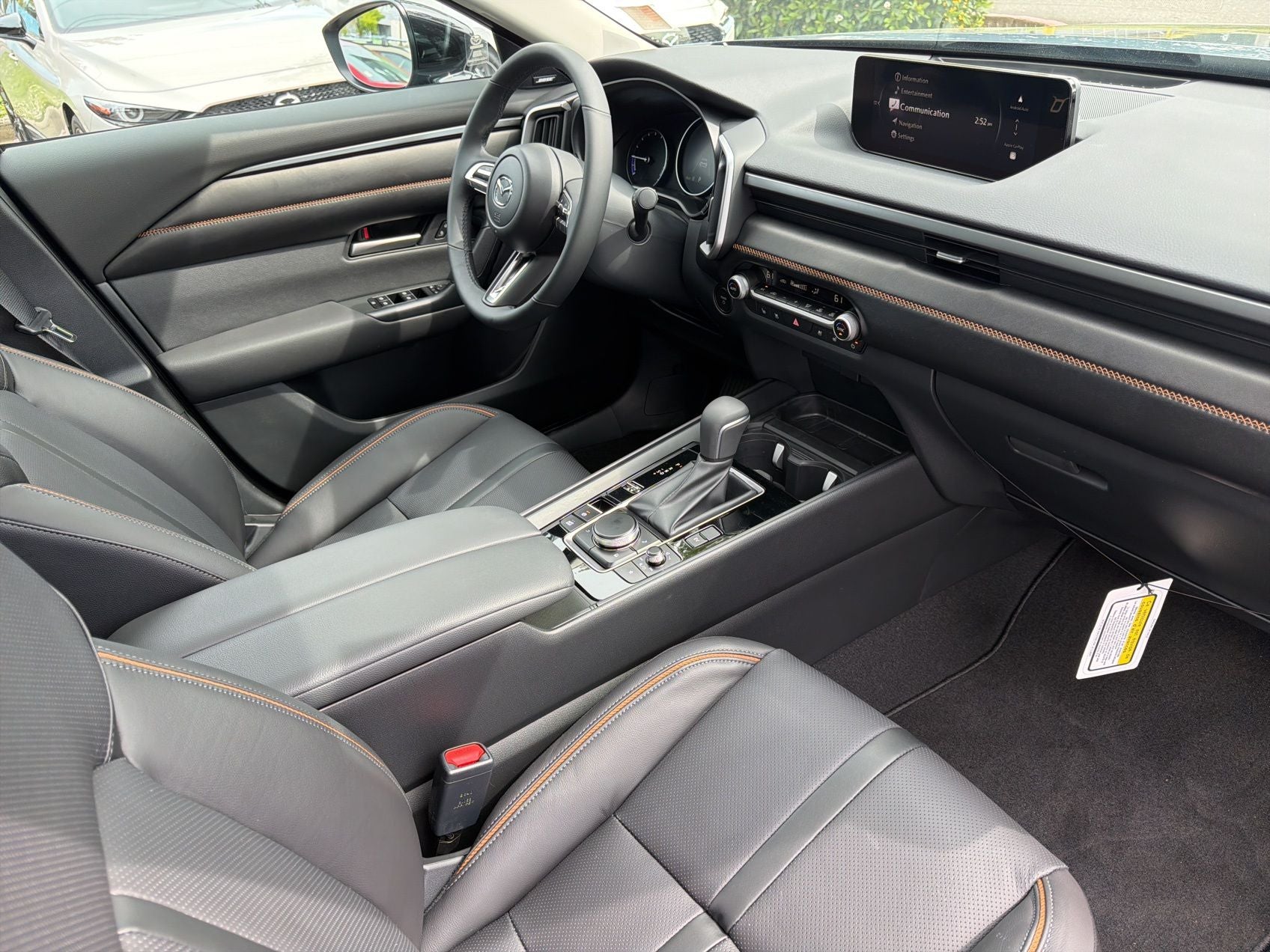 2026 Mazda Mazda CX-50 Hybrid Premium AWD