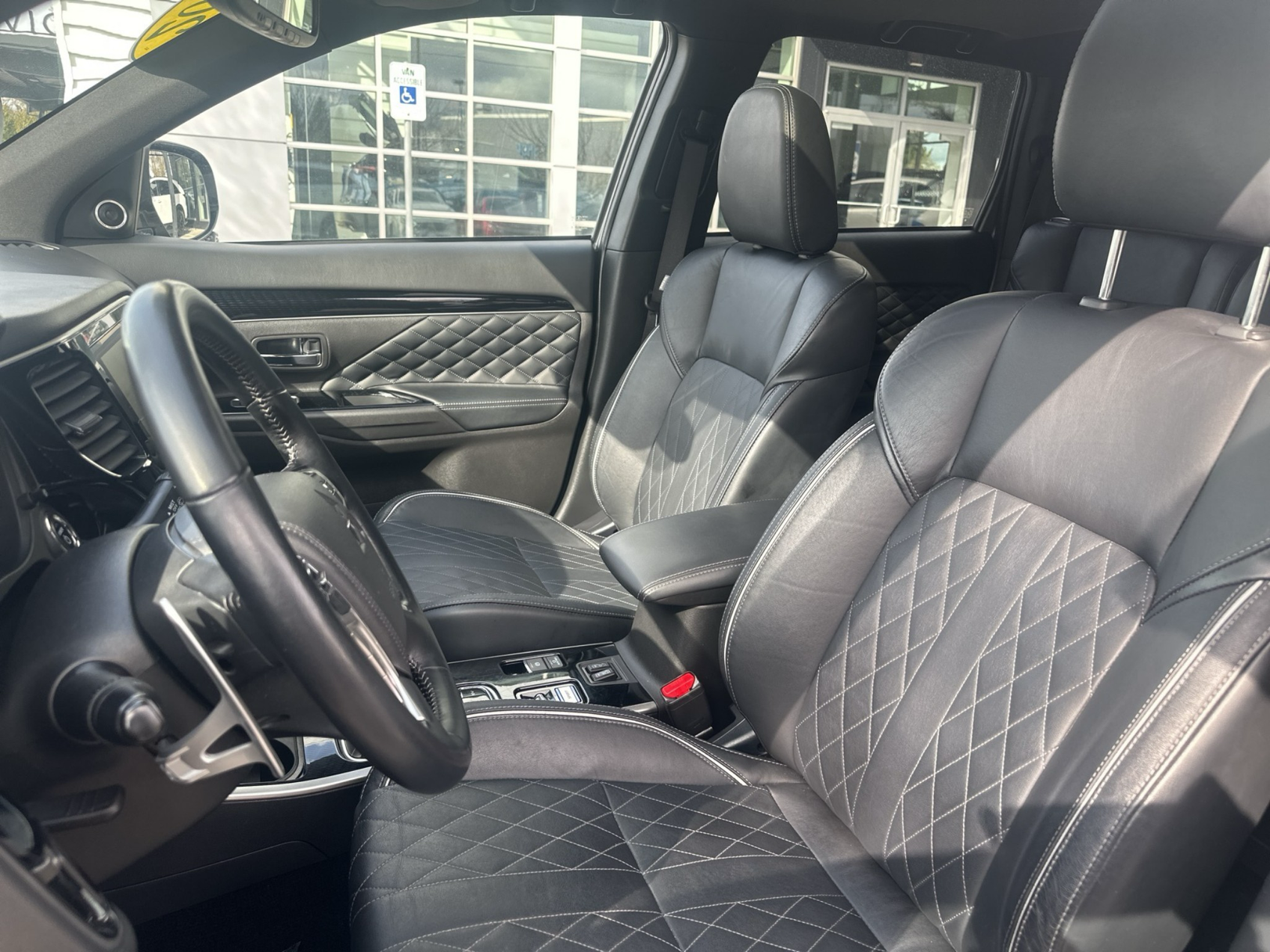 2022 Mitsubishi Outlander PHEV SEL