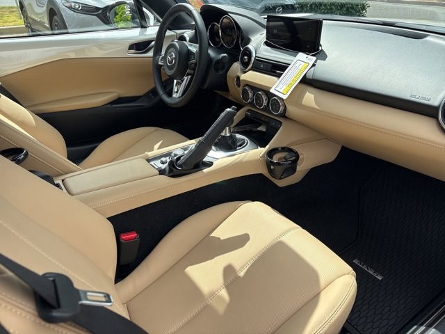 2026 Mazda Mazda MX-5 Miata RF Grand Touring