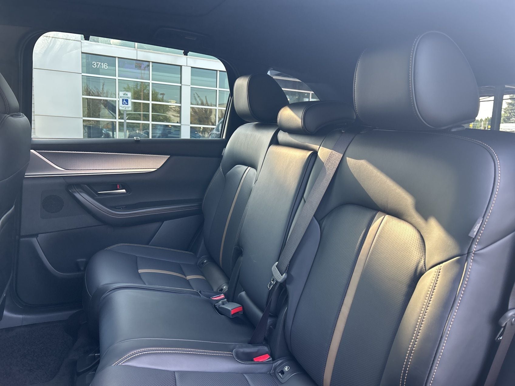 2025 Mazda Mazda CX-70 Plug-In Hybrid Premium Plus AWD