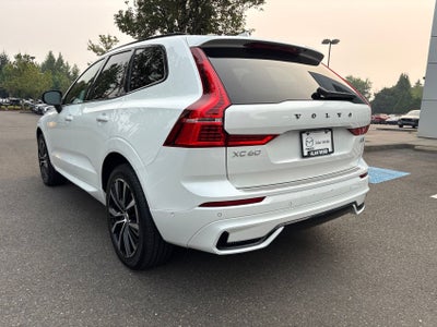 2023 Volvo XC60 B5 Plus Dark Theme