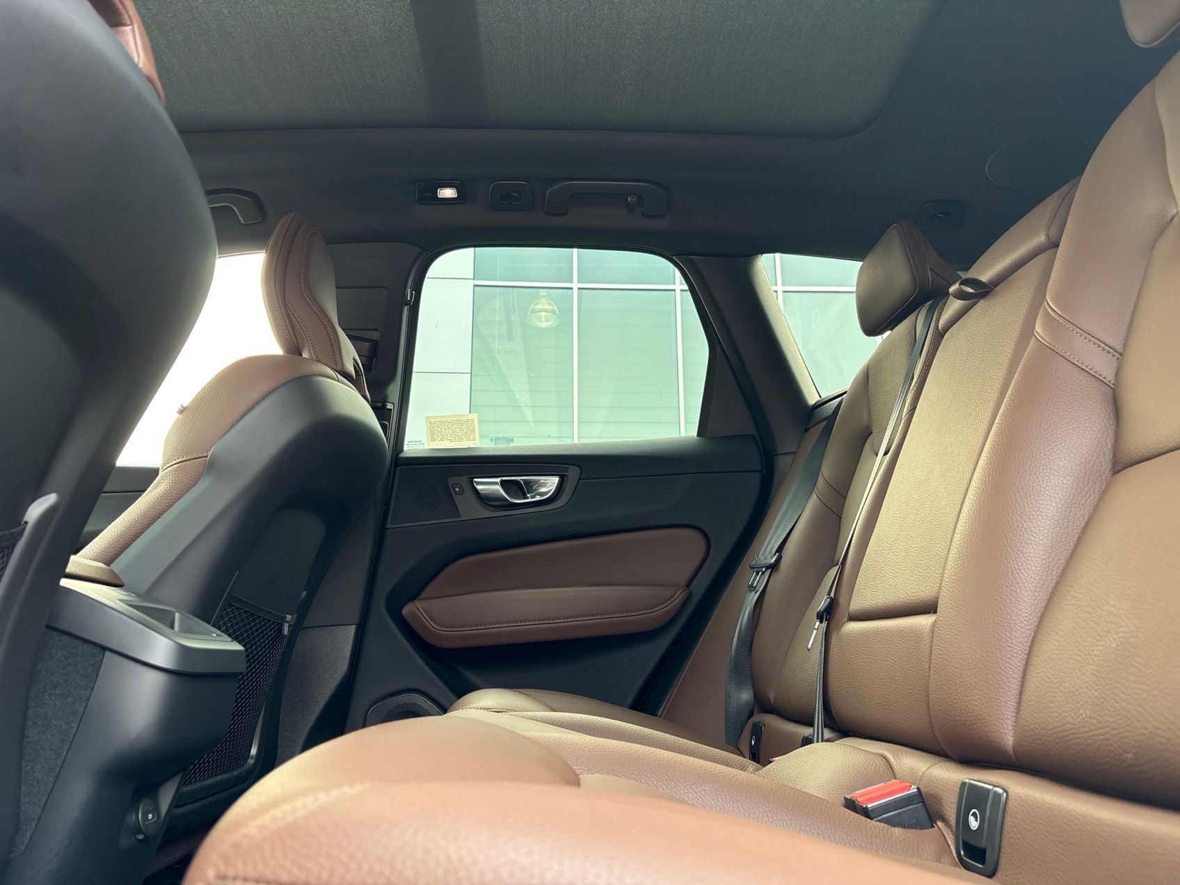 2023 Volvo XC60 B5 Plus Dark Theme