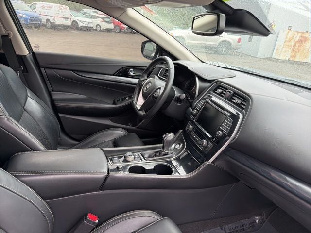 2021 Nissan Maxima Platinum